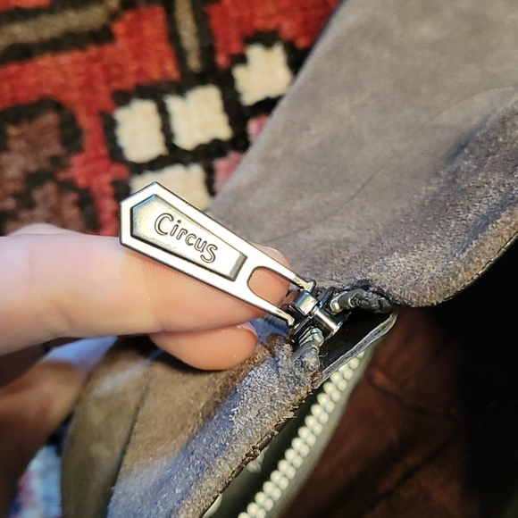 Leather suede booties - Picture 4 of 4